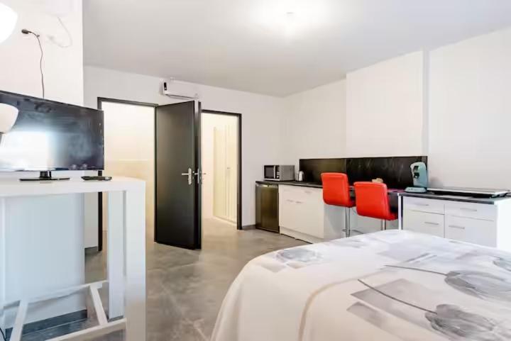 Studio De L'Avance 28M2 Fourques-sur-Garonne Exteriör bild